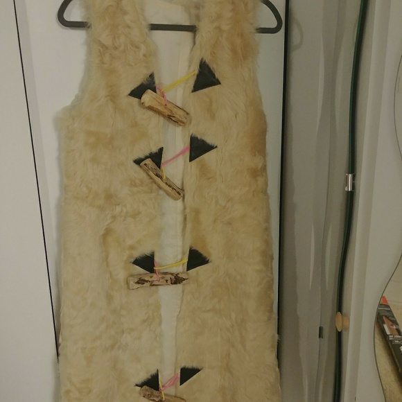 Soft sheep fur long sleeveless jacket - Picture 4 of 8